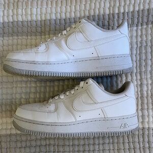 Nike Air Force 1s All White Low Top Women’s 9